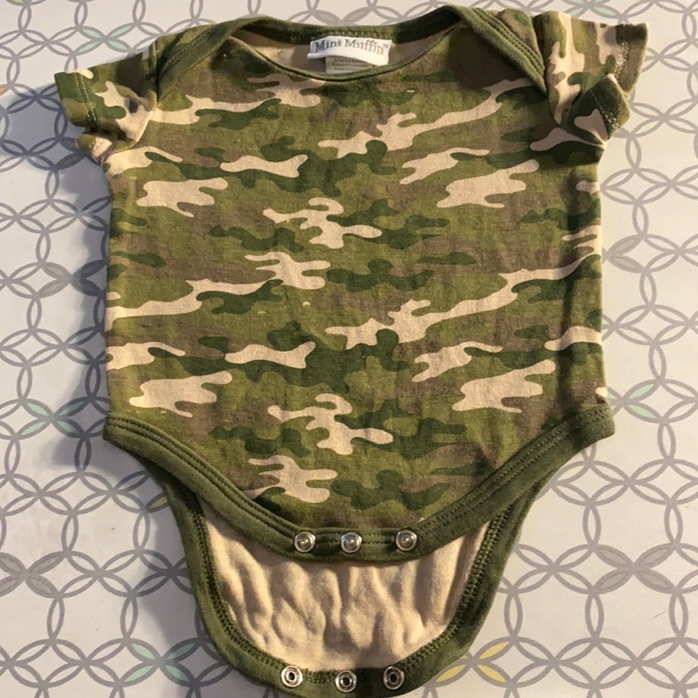 Green & Tan Onesie. Size 3-6 Months